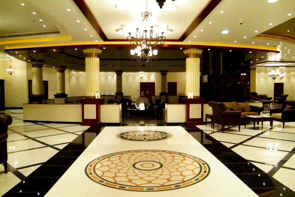 Golden Tulip Khatt Springs Resort & Spa Ras al-Khaimah Exterior foto
