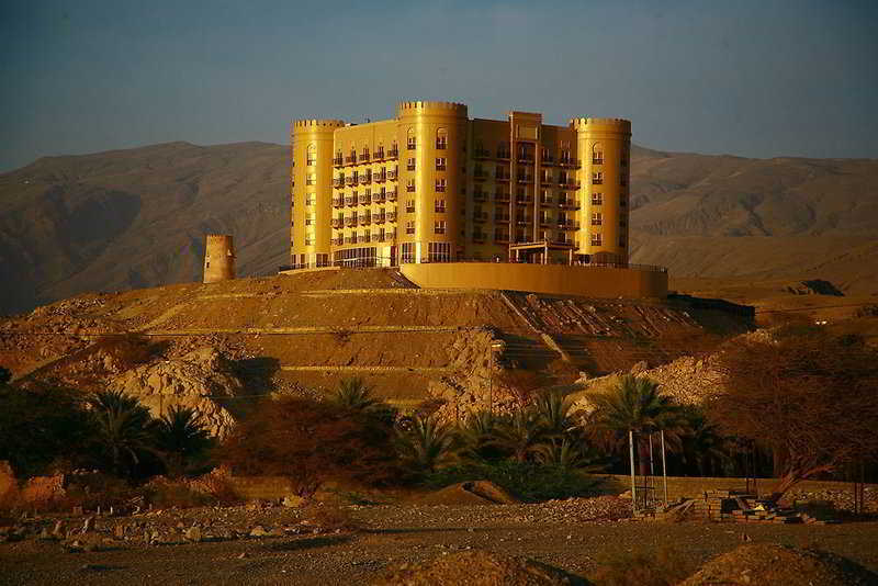 Golden Tulip Khatt Springs Resort & Spa Ras al-Khaimah Exterior foto