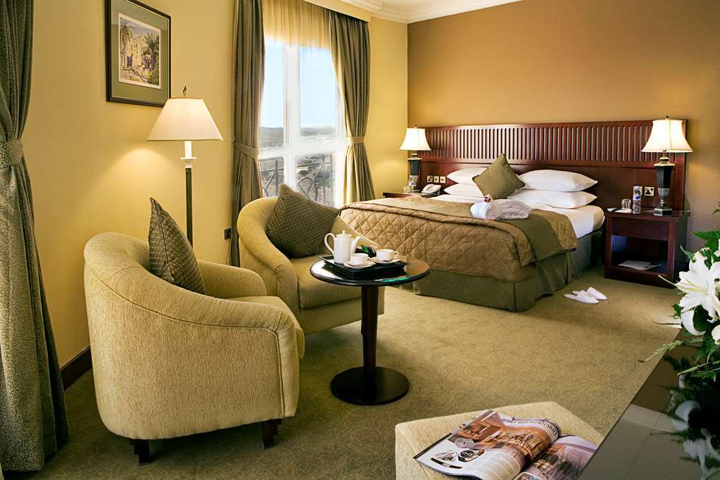 Golden Tulip Khatt Springs Resort & Spa Ras al-Khaimah Quarto foto